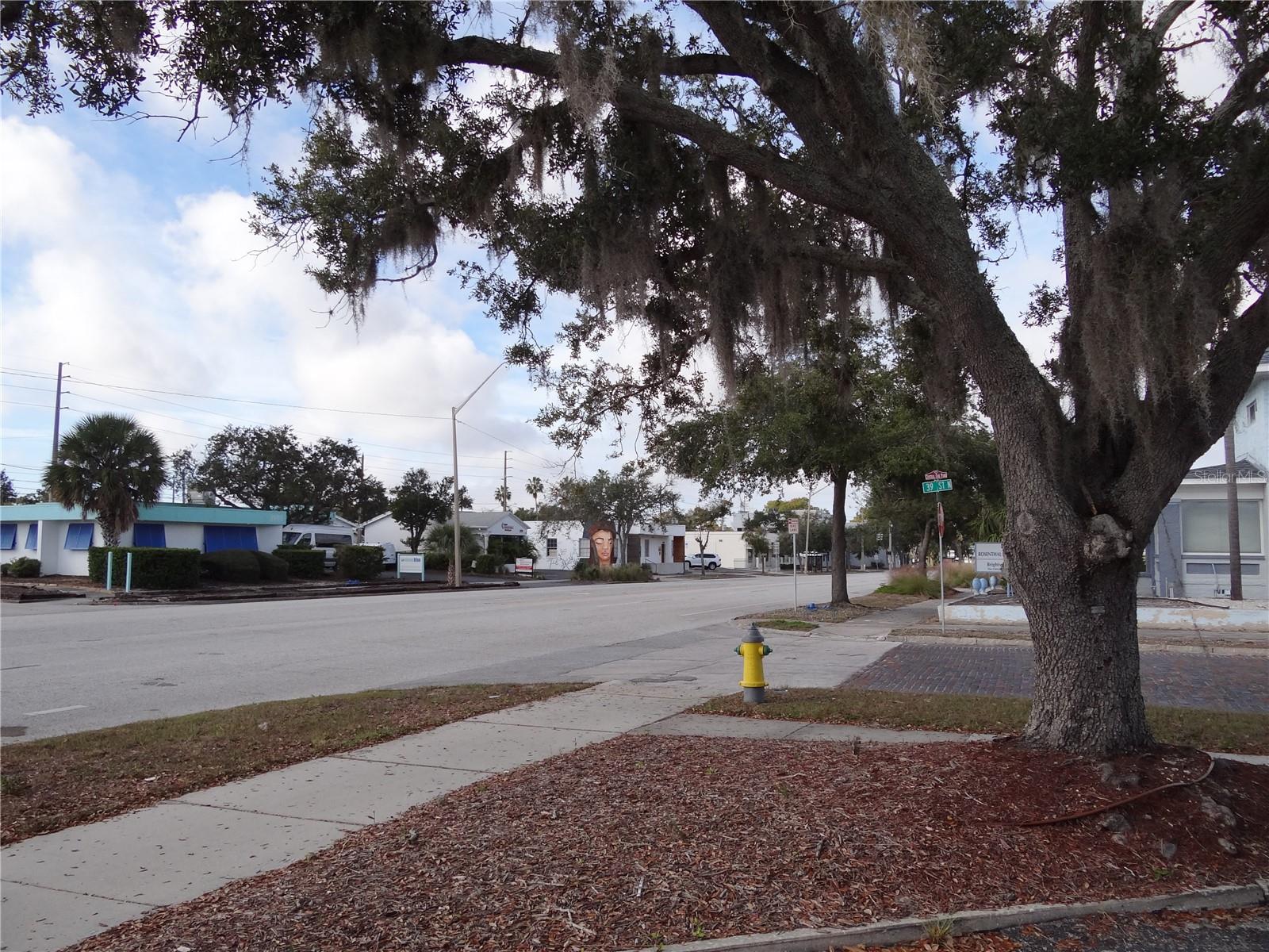 Image 25 of 37 For 3863 Central Avenue