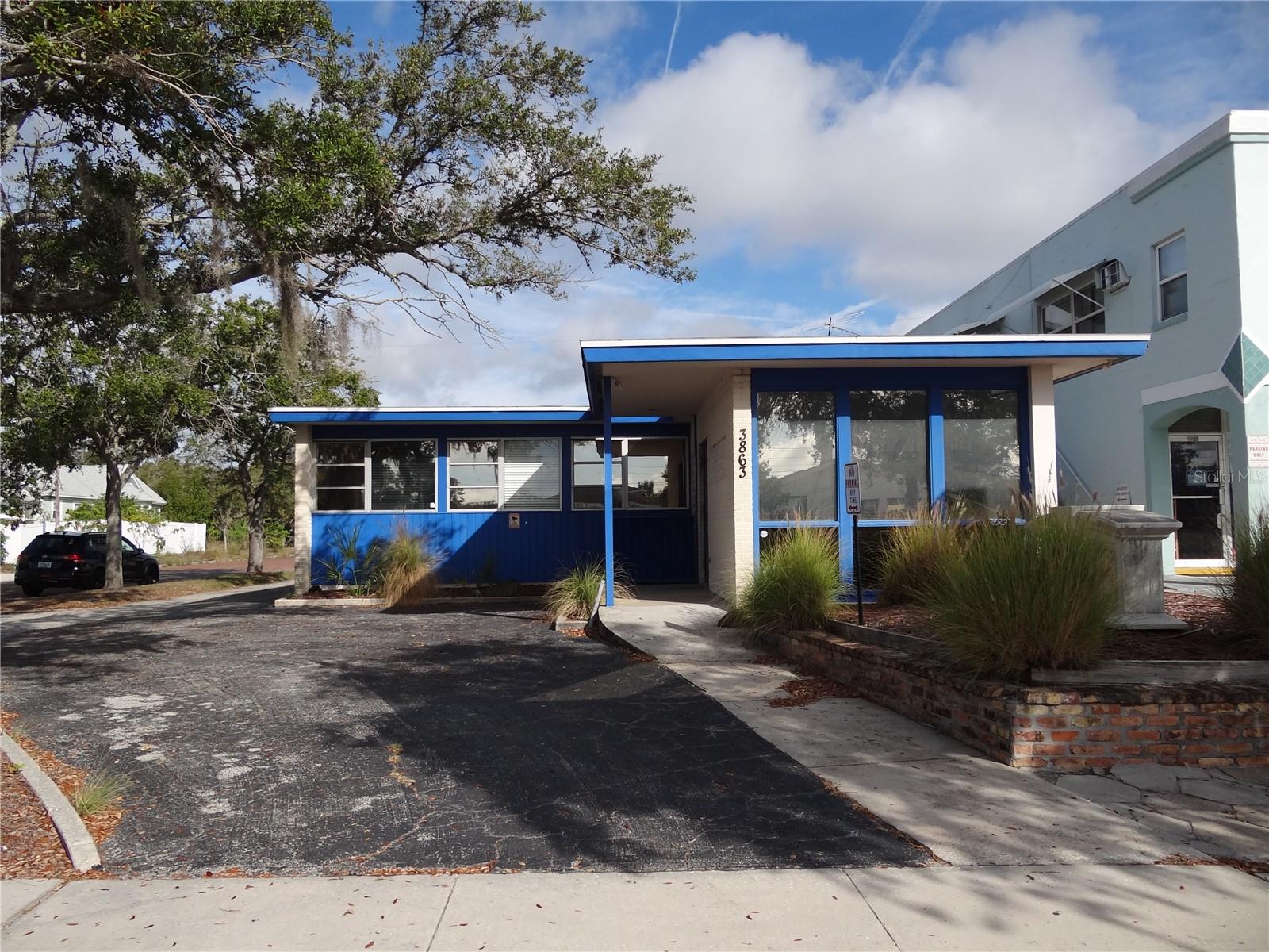 Image 29 of 37 For 3863 Central Avenue