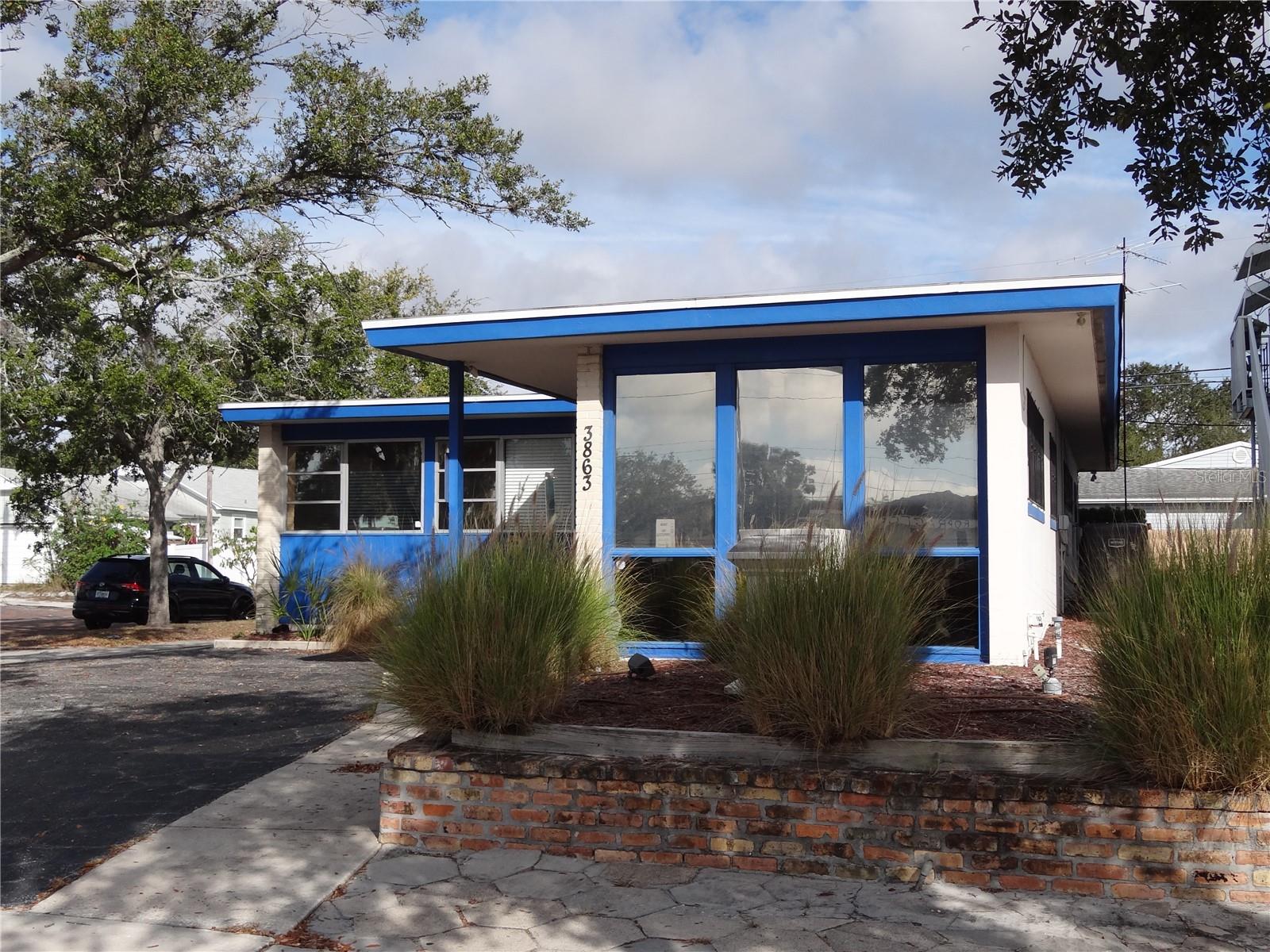 Image 30 of 37 For 3863 Central Avenue