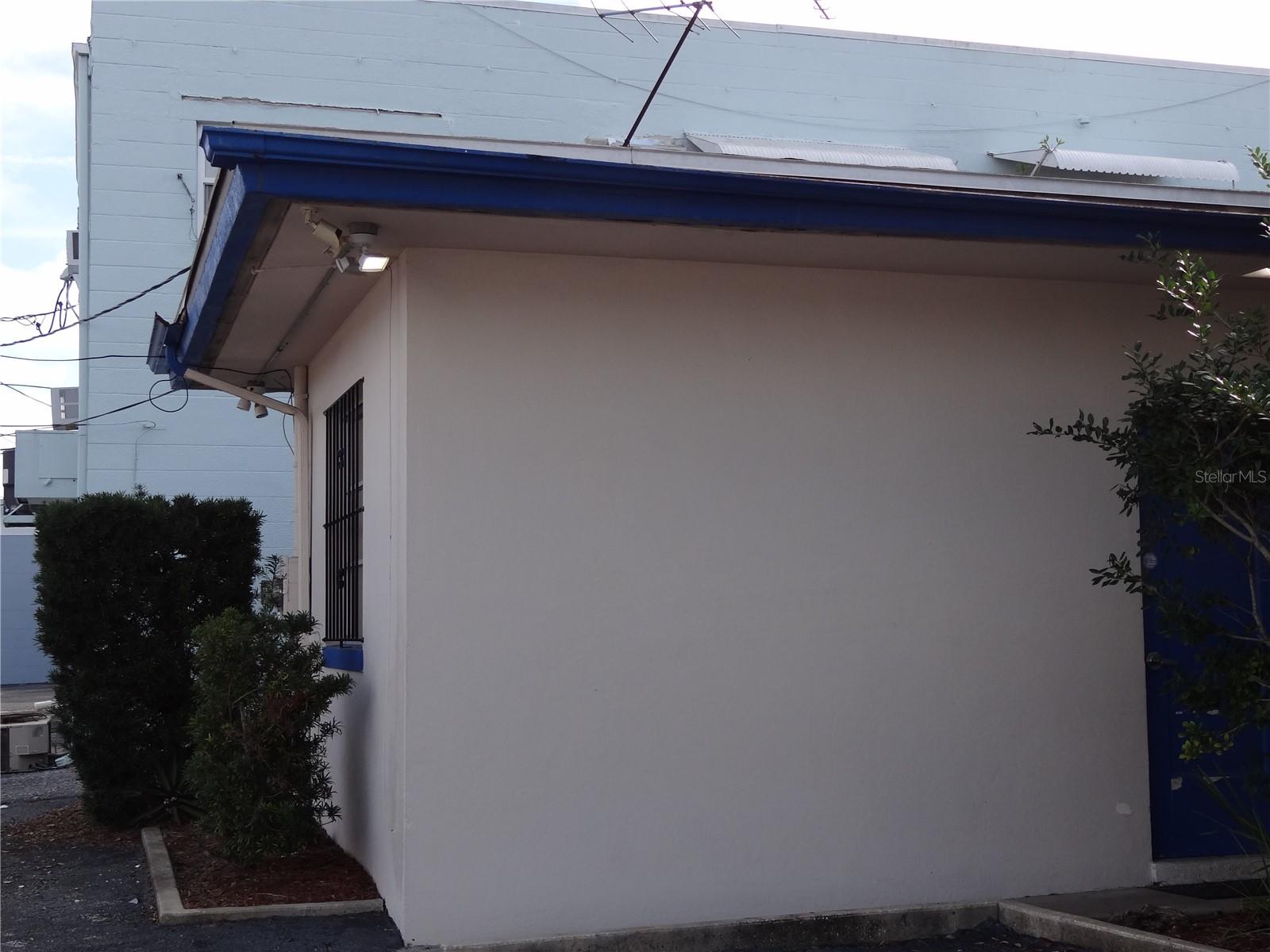 Image 34 of 37 For 3863 Central Avenue