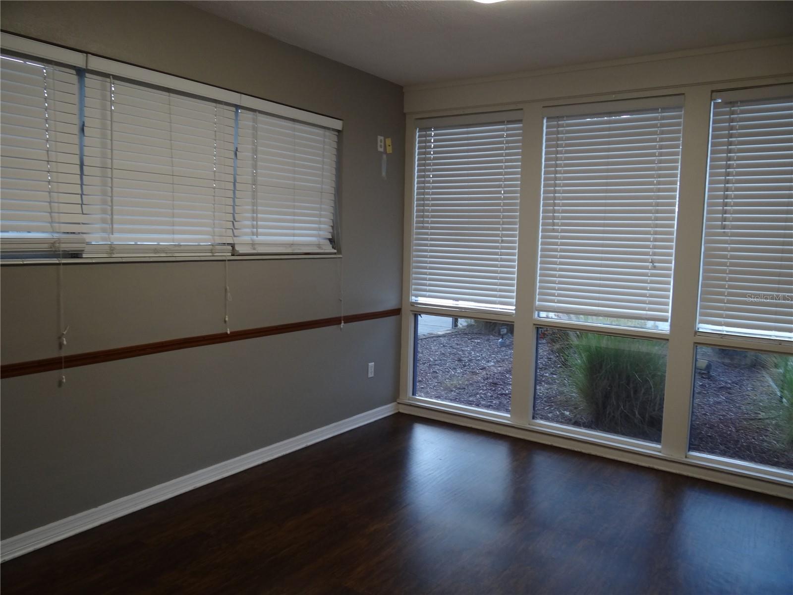 Image 8 of 37 For 3863 Central Avenue