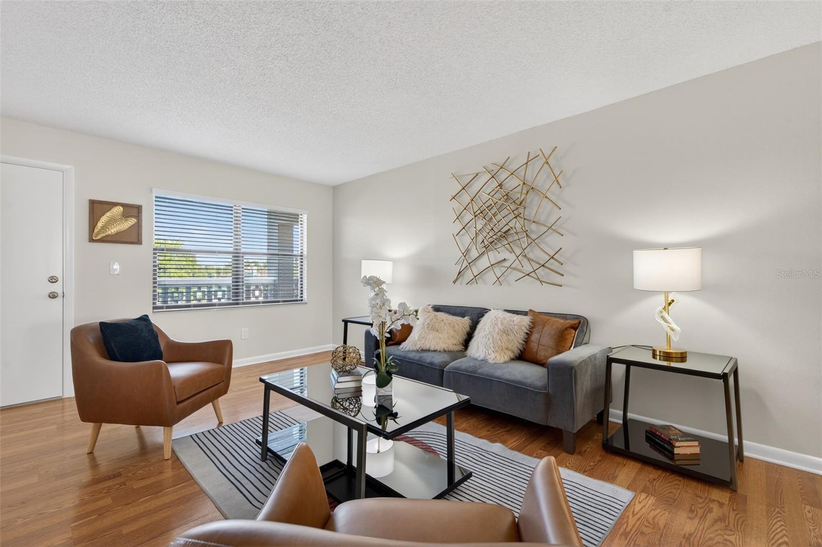 Image 5 of 31 For 5080 Locust Street Ne 328