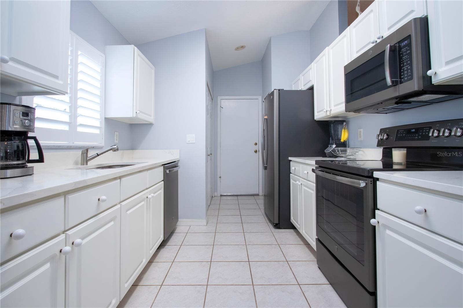 Image 27 of 74 For 902 Staffordshire Lane 6