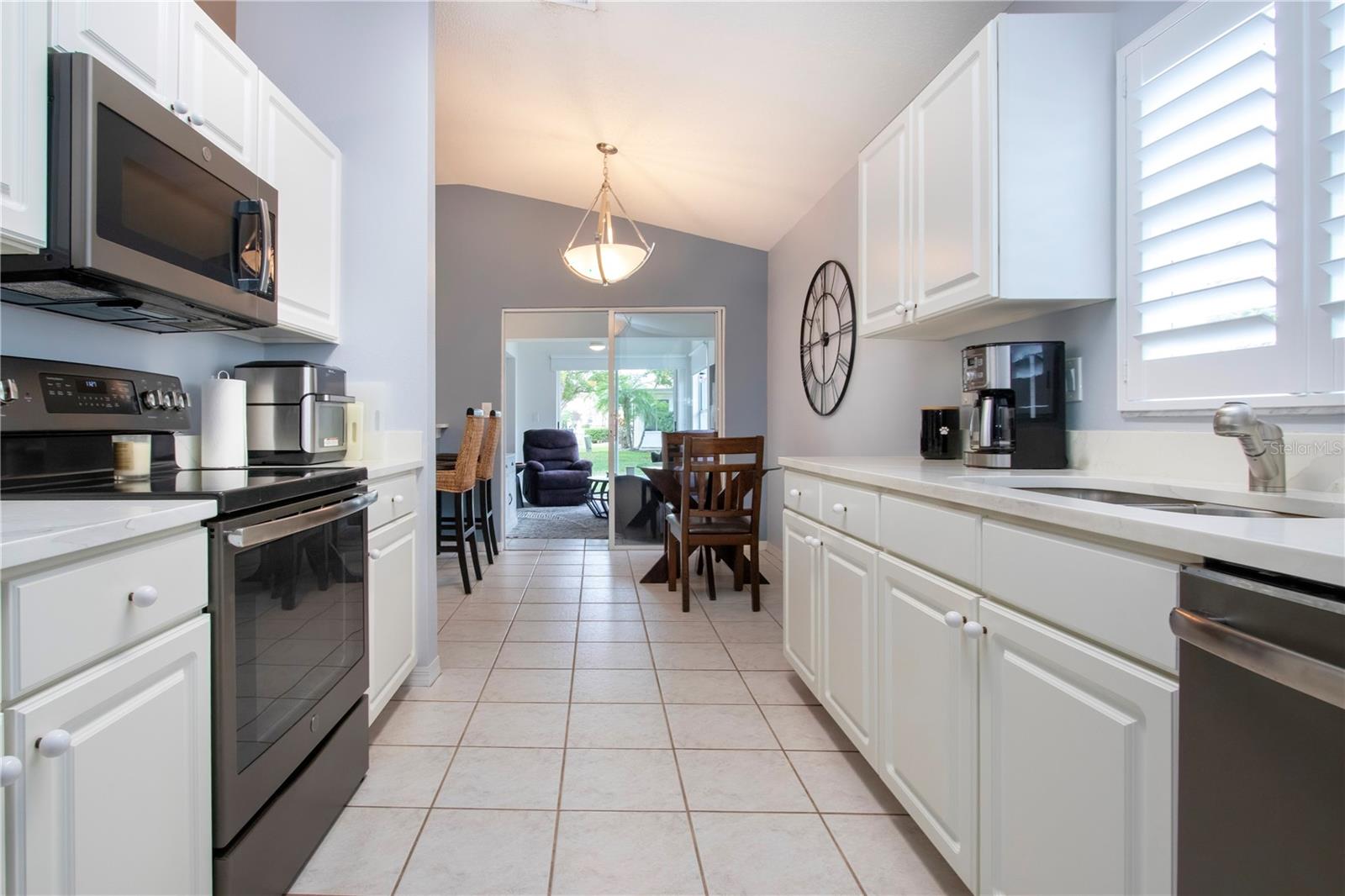 Image 32 of 74 For 902 Staffordshire Lane 6