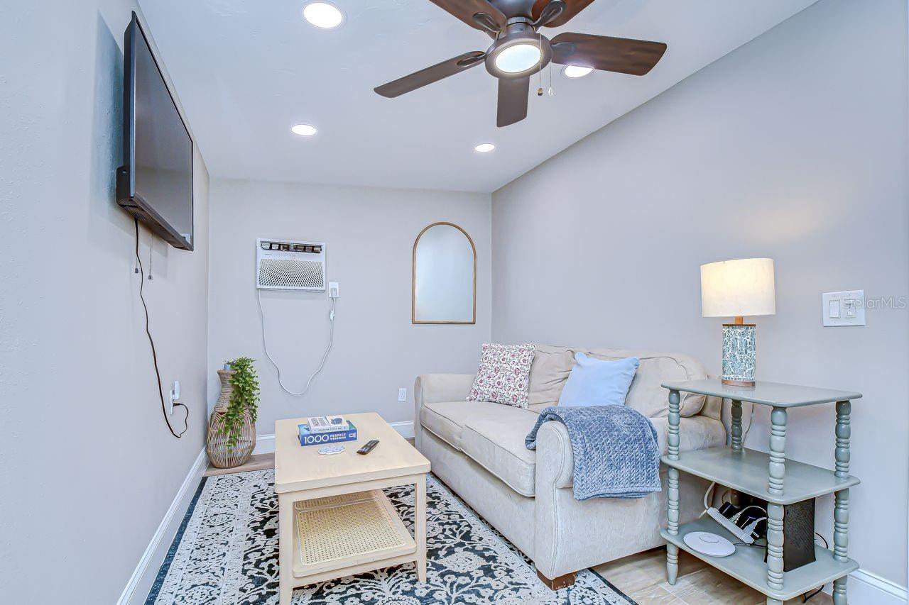 Image 10 of 23 For 4444 17th Street W A