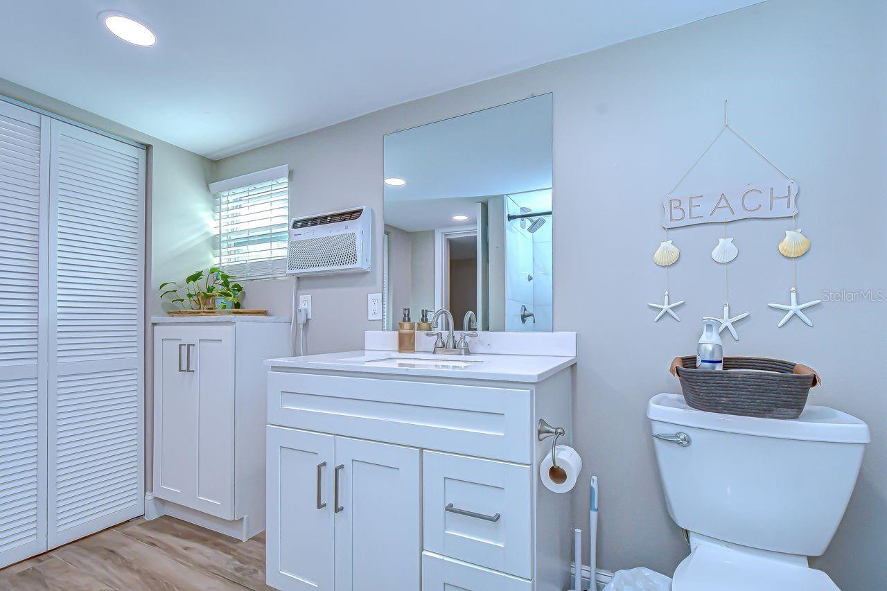 Image 14 of 23 For 4444 17th Street W A