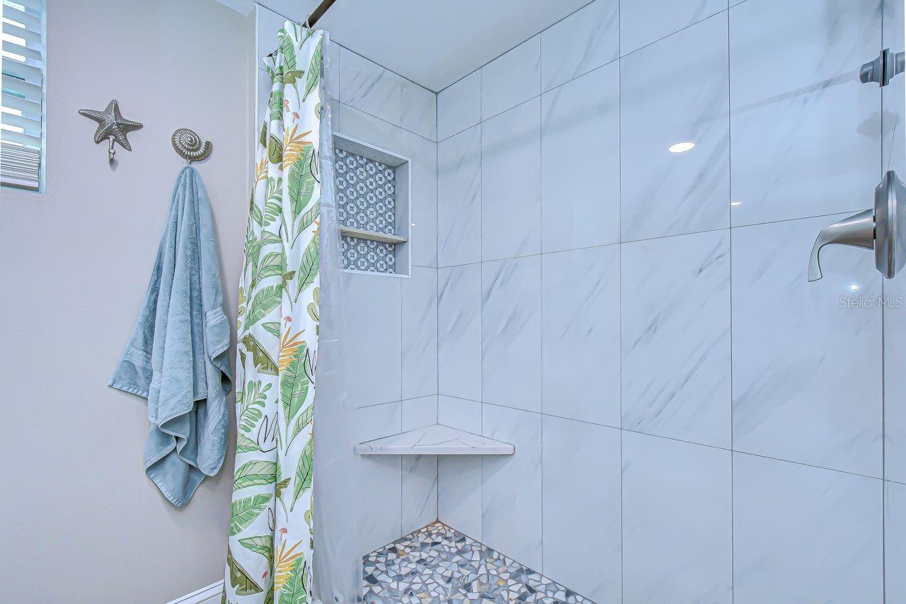 Image 15 of 23 For 4444 17th Street W A