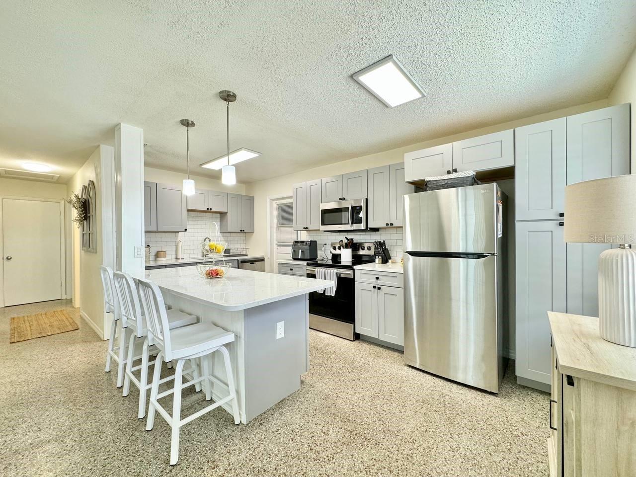 Image 8 of 22 For 6331 Renellie Court