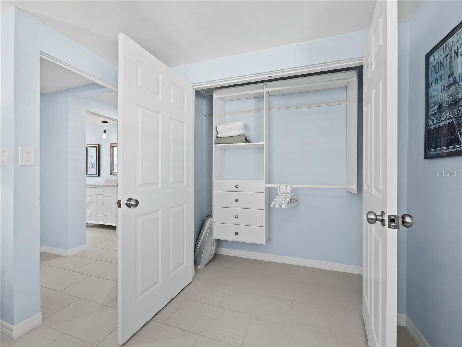 Image 19 of 47 For 744 Jungle Queen Way