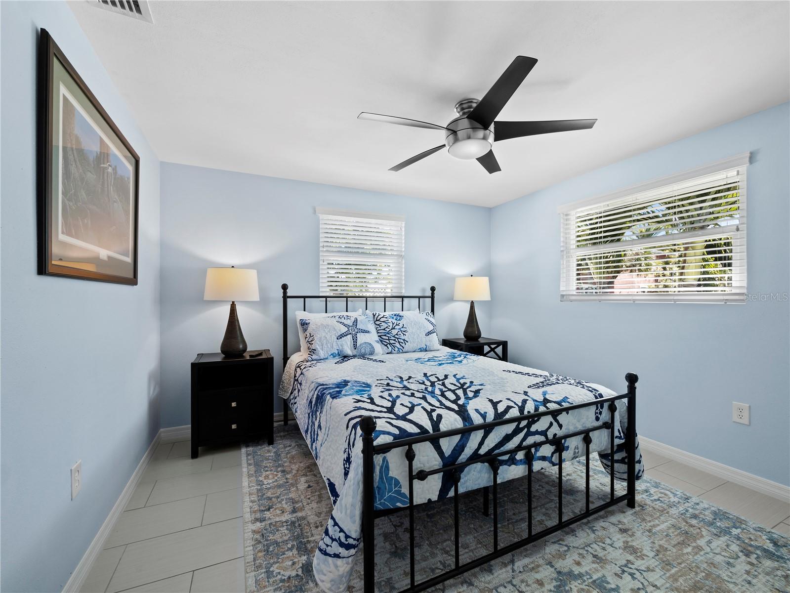 Image 20 of 47 For 744 Jungle Queen Way