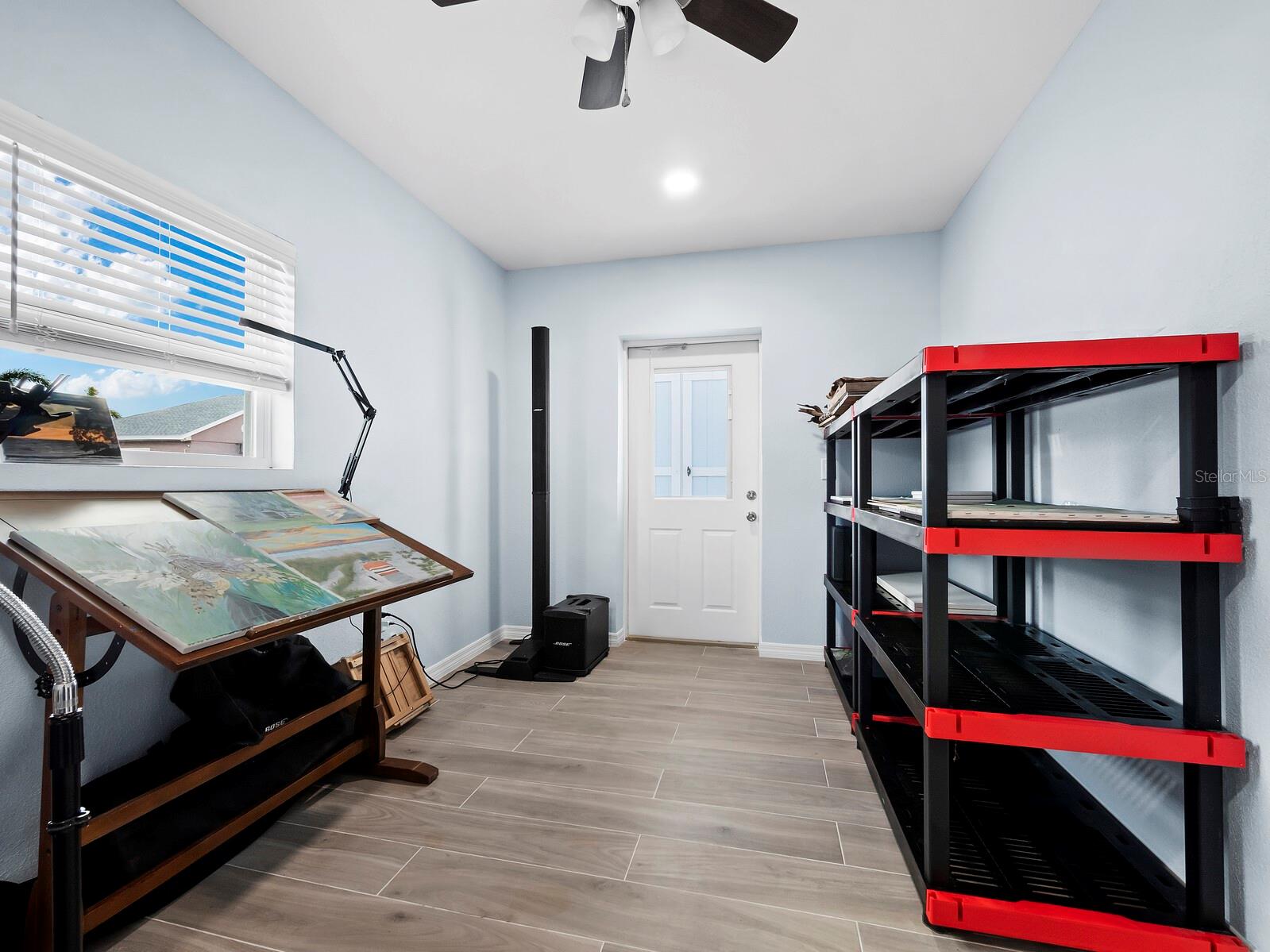 Image 23 of 47 For 744 Jungle Queen Way