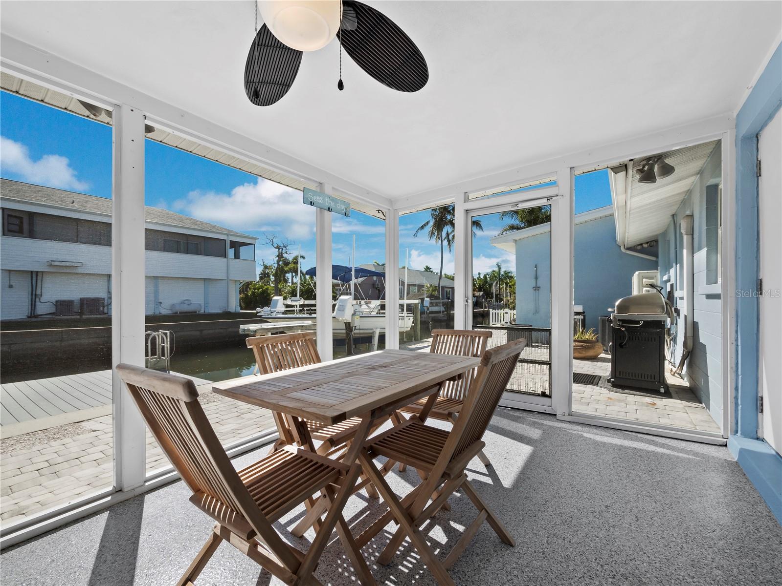 Image 27 of 47 For 744 Jungle Queen Way