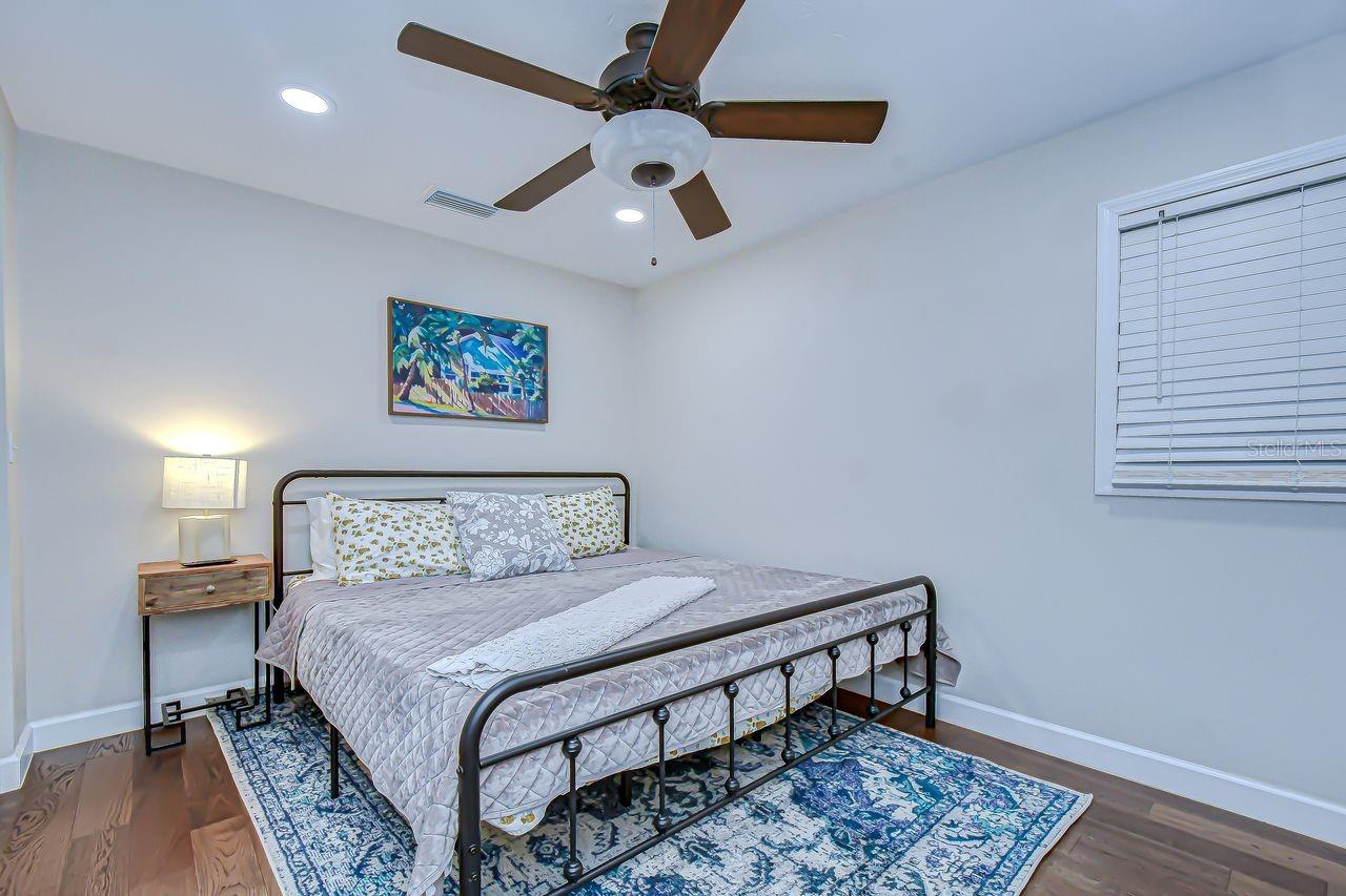 Image 24 of 25 For 4444 17th Street W B