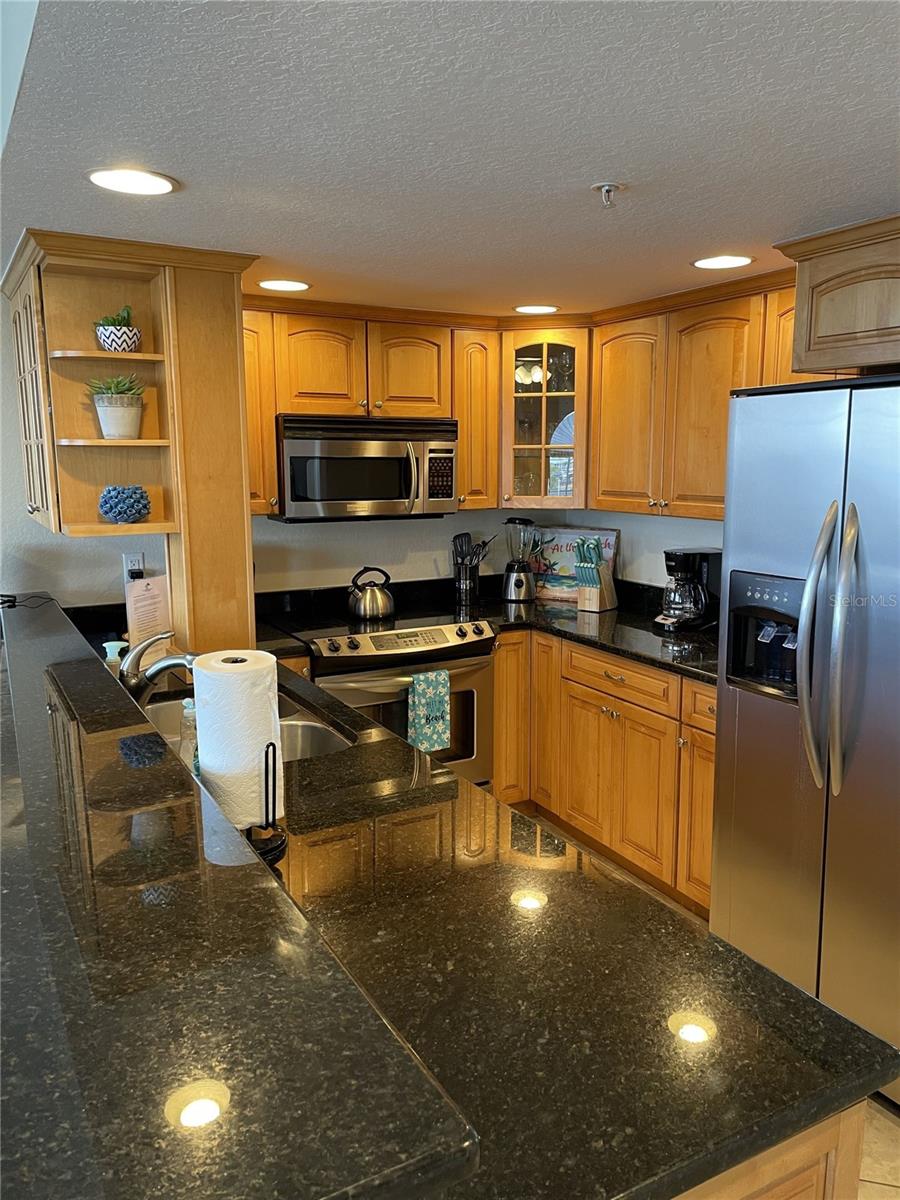 Image 16 of 55 For 445 Hamden Drive 505