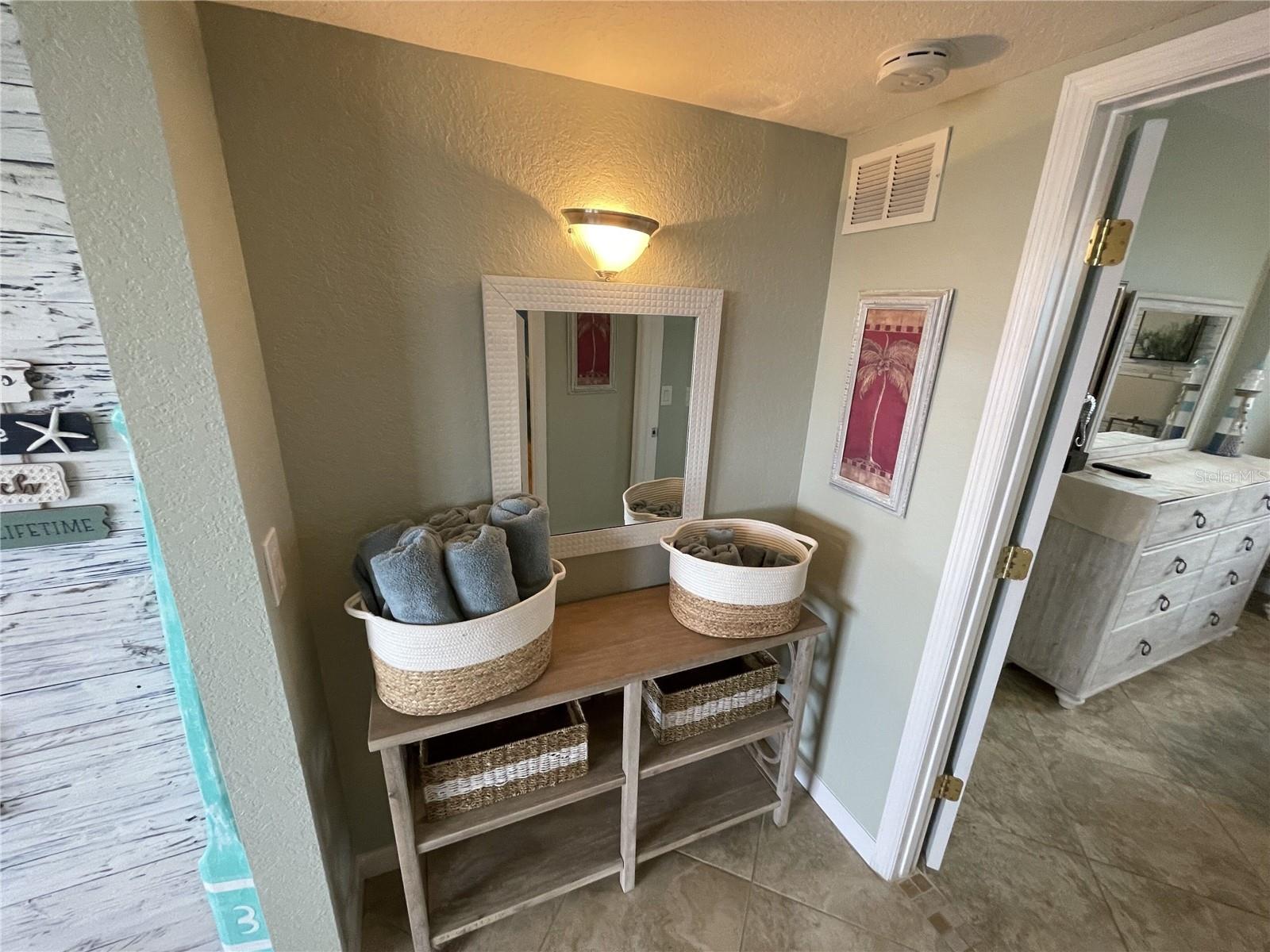 Image 25 of 55 For 445 Hamden Drive 505