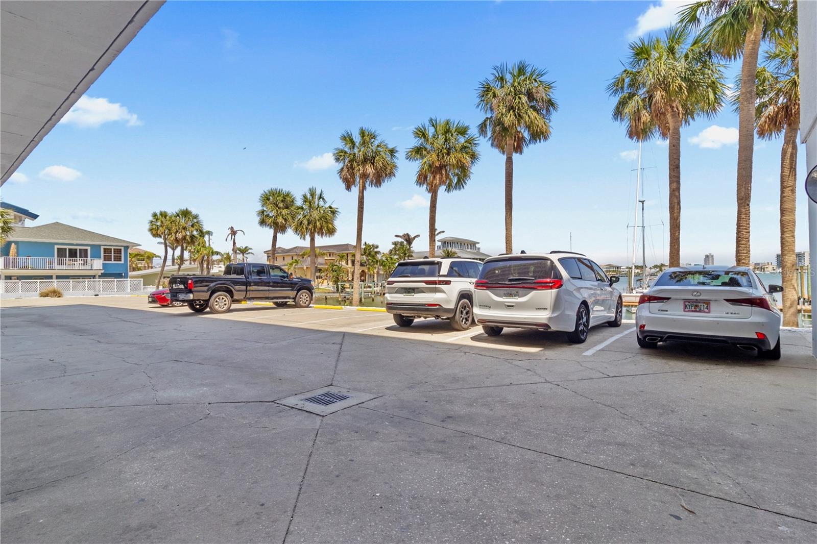 Image 38 of 55 For 445 Hamden Drive 505