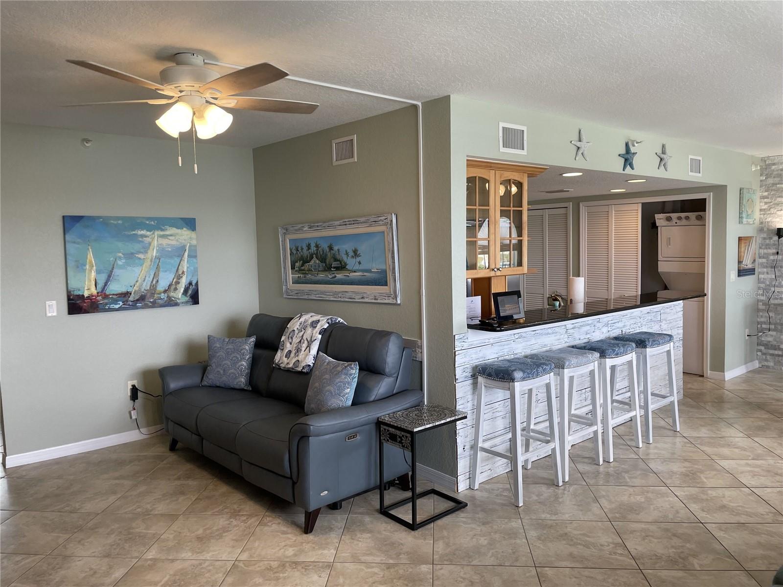 Image 6 of 55 For 445 Hamden Drive 505