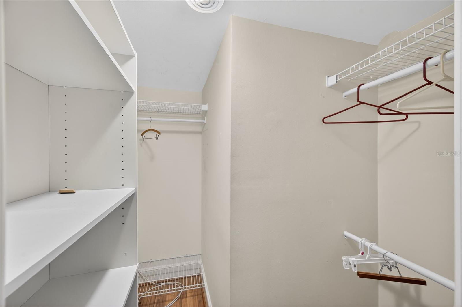 Image 18 of 31 For 131 Bluff View Drive 403