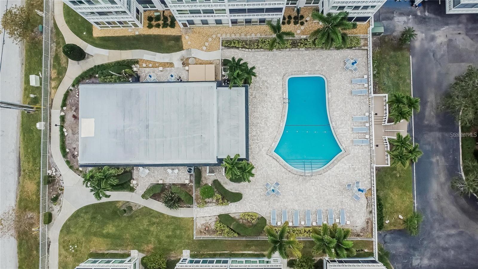 Image 28 of 31 For 131 Bluff View Drive 403