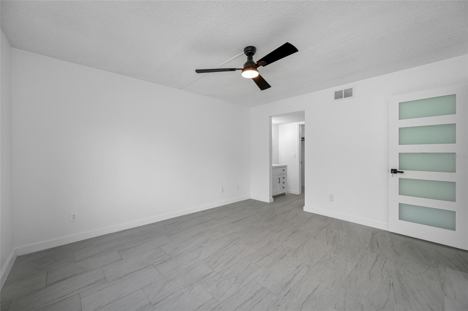 Image 28 of 50 For 11201 122nd Avenue 201