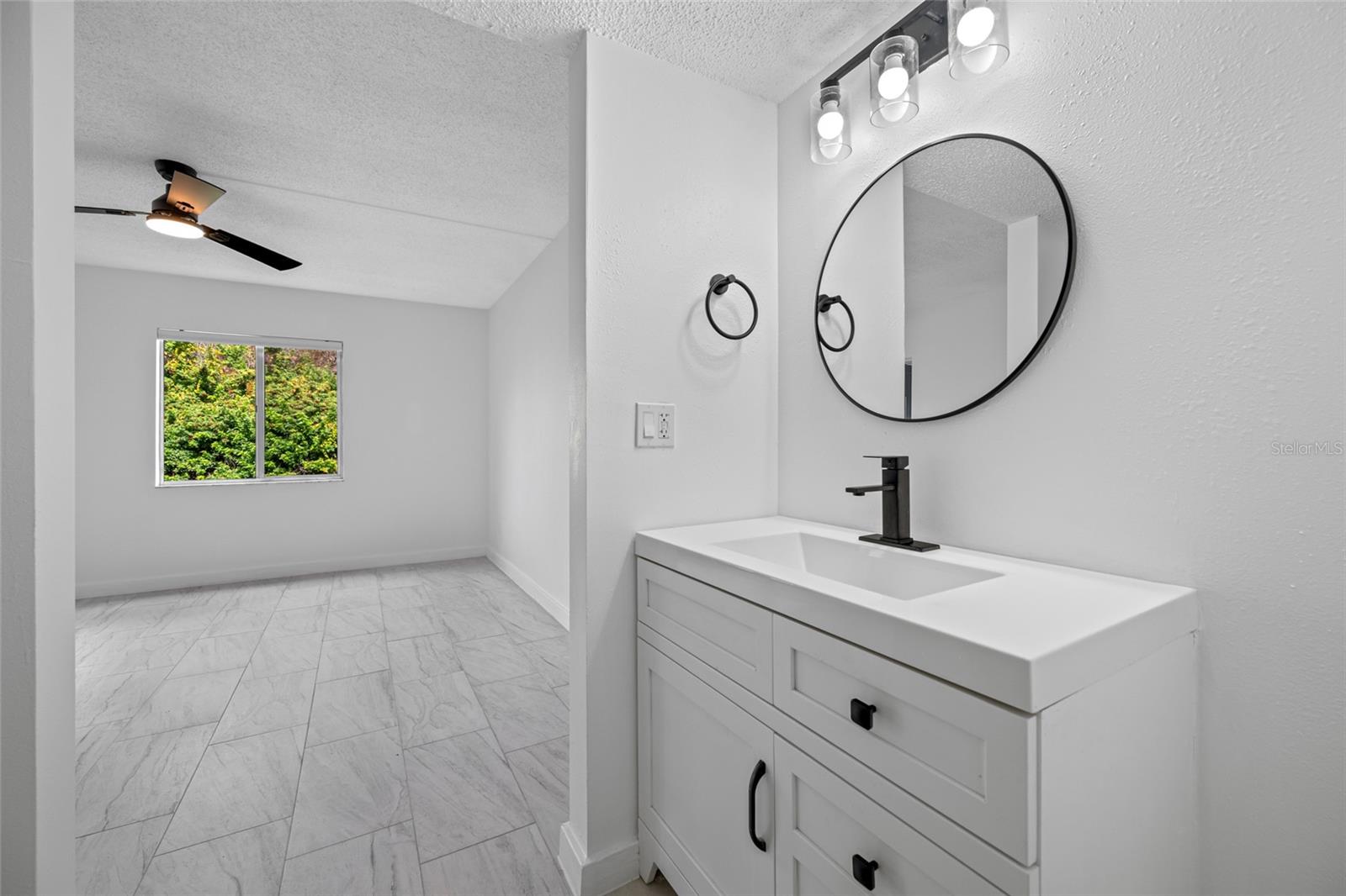 Image 32 of 50 For 11201 122nd Avenue 201