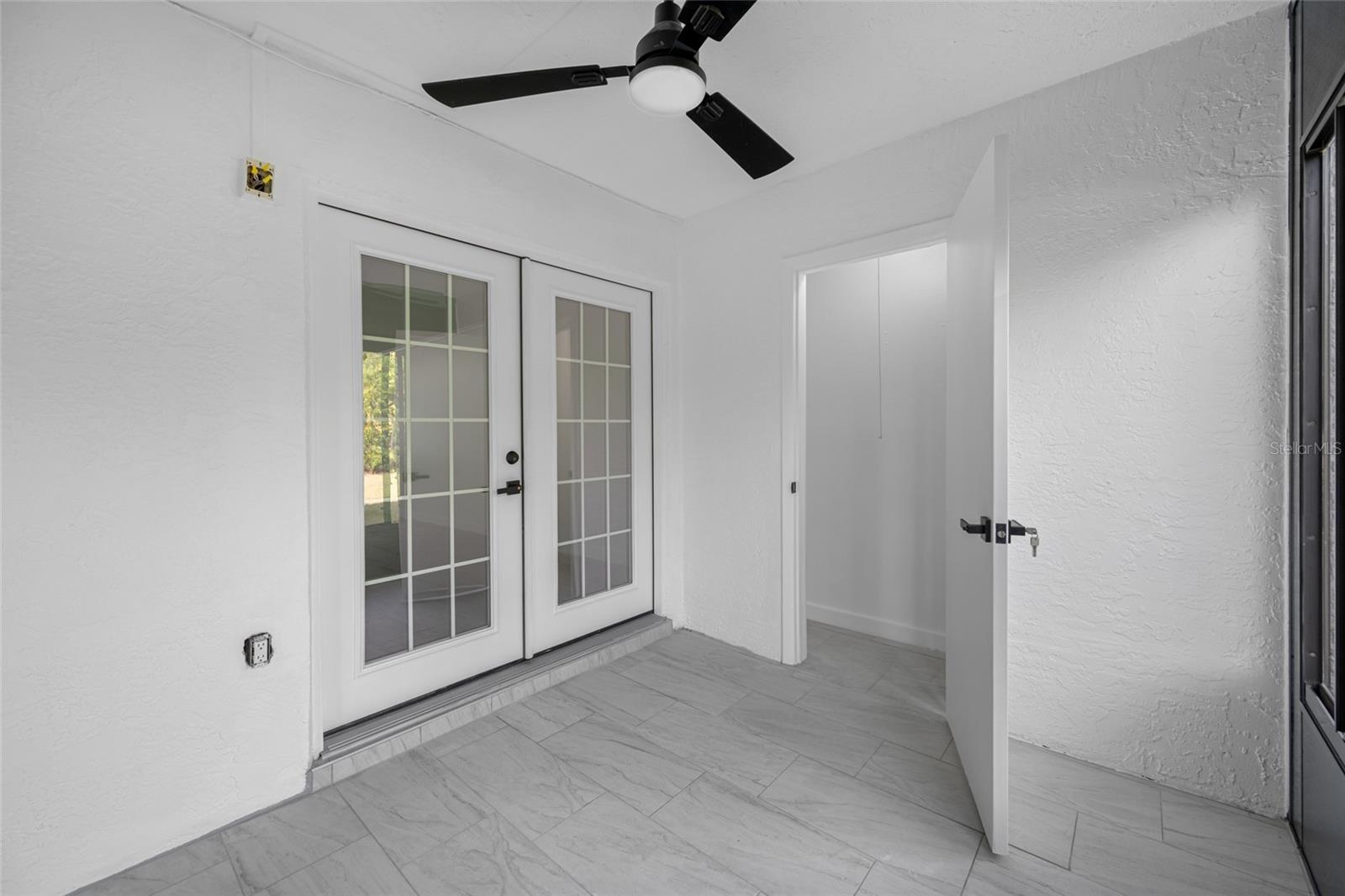 Image 37 of 50 For 11201 122nd Avenue 201