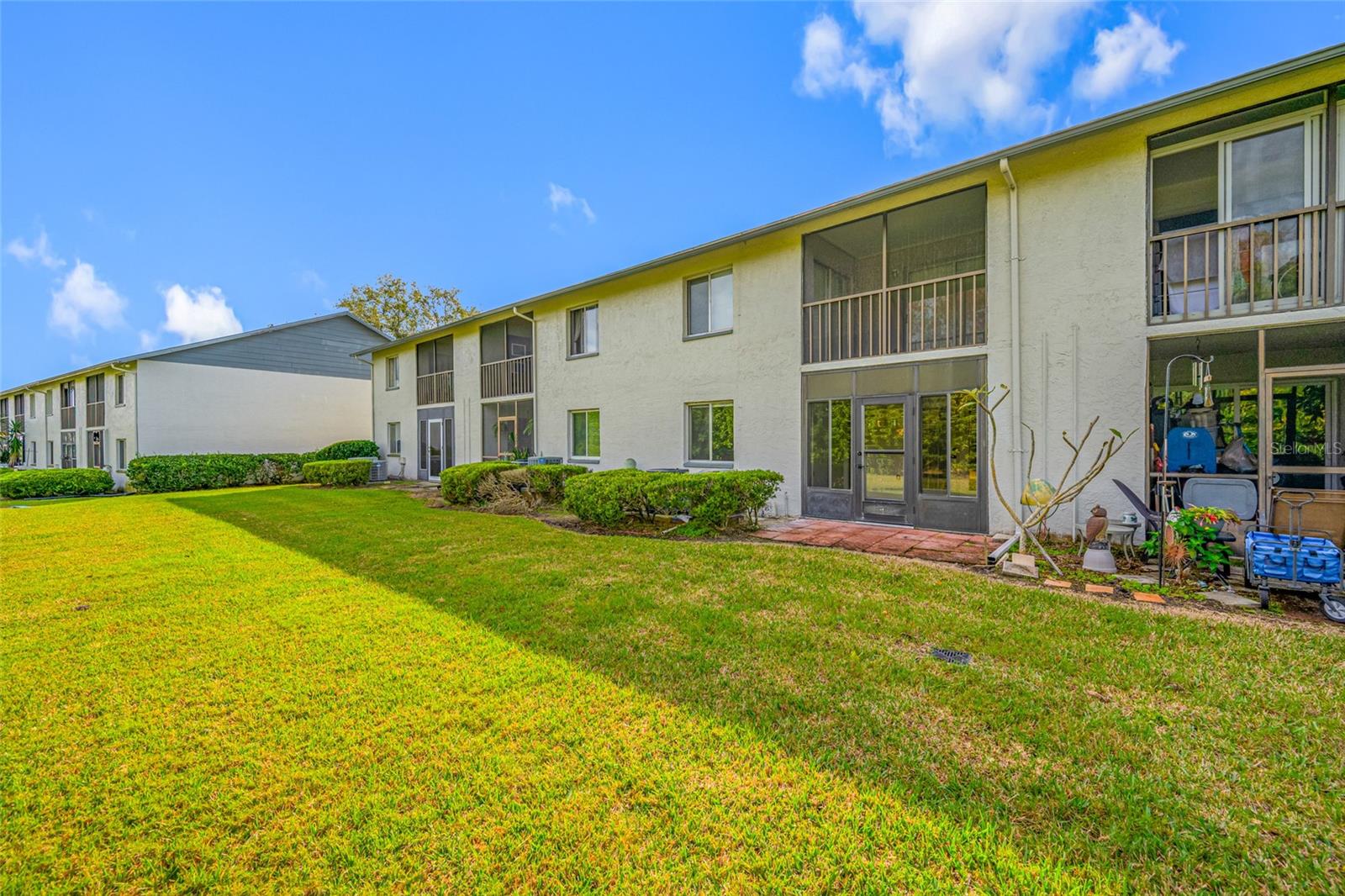 Image 41 of 50 For 11201 122nd Avenue 201