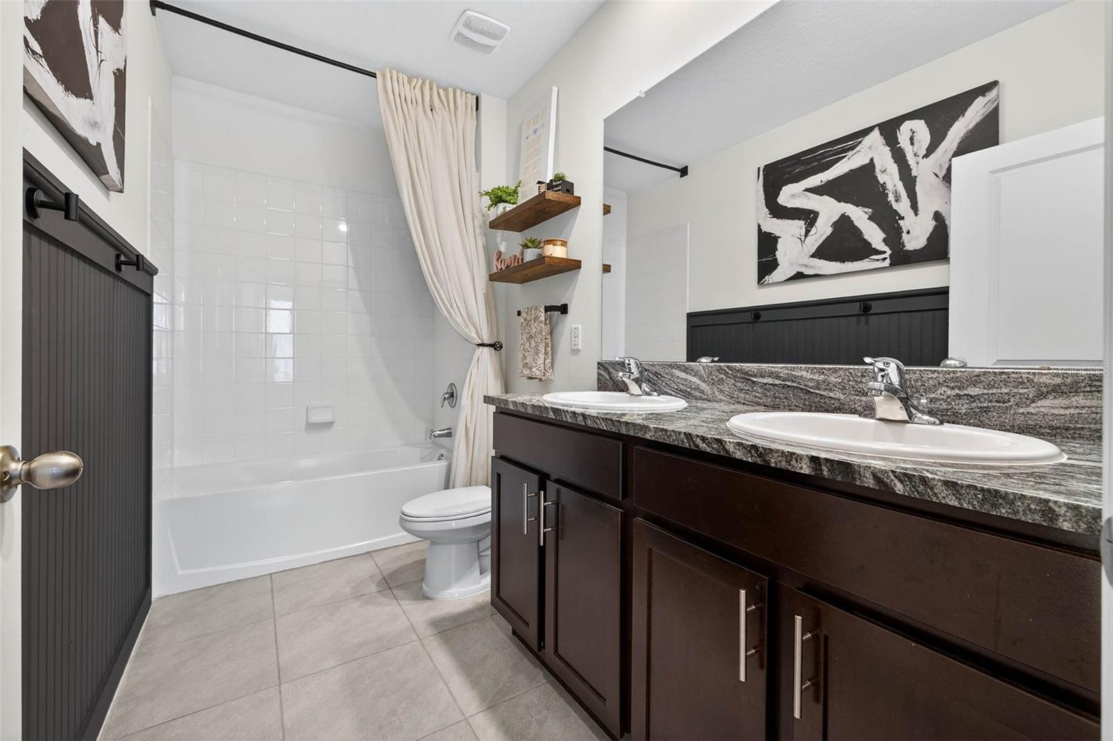 Image 15 of 27 For 17012 Oval Rum Drive