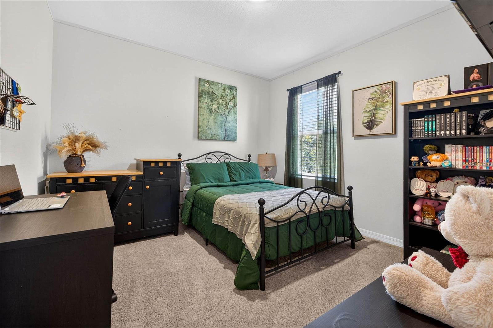 Image 16 of 27 For 17012 Oval Rum Drive