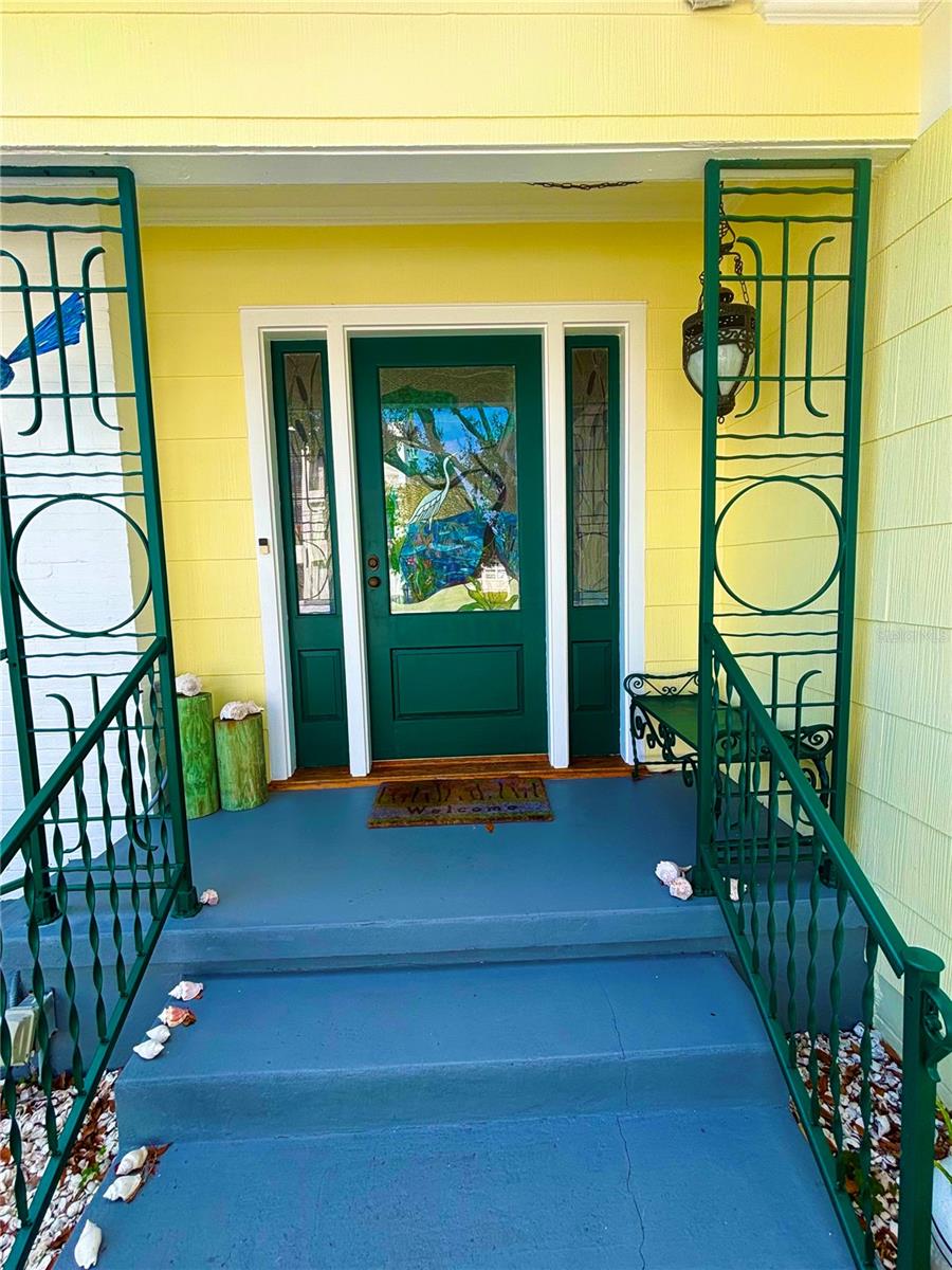 Listing photo id 12 for 173 Devon Drive