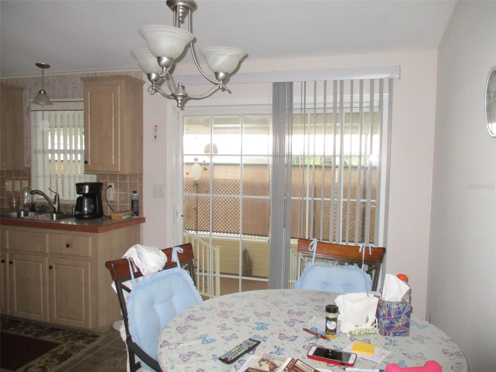 Image 11 of 28 For 38422 Stafford Drive