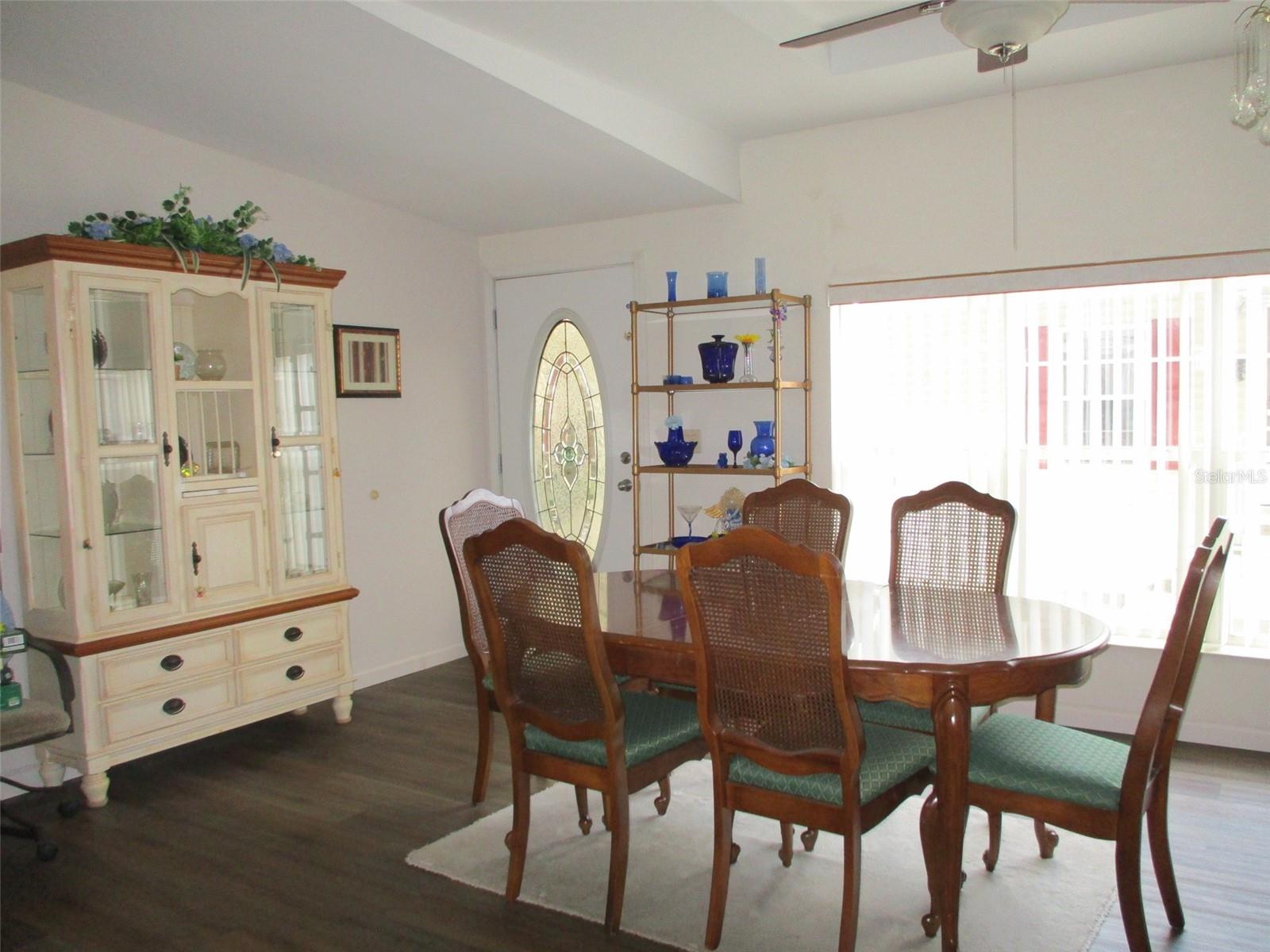 Image 16 of 28 For 38422 Stafford Drive