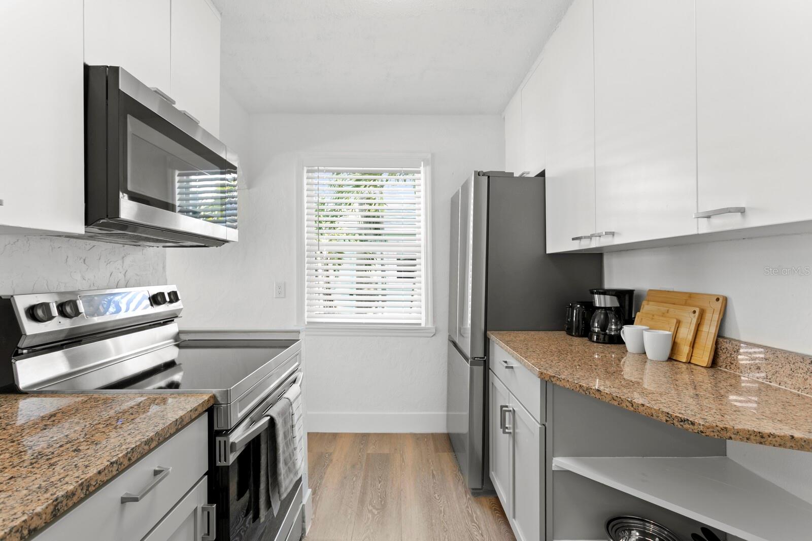 Image 11 of 23 For 13304 2nd Street E S