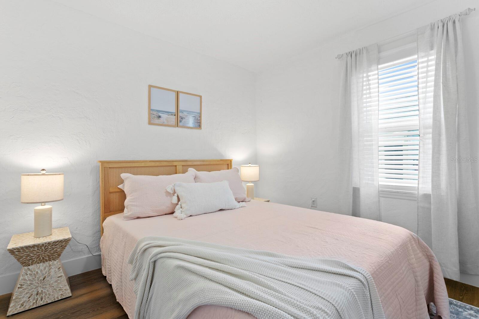 Image 15 of 23 For 13304 2nd Street E S