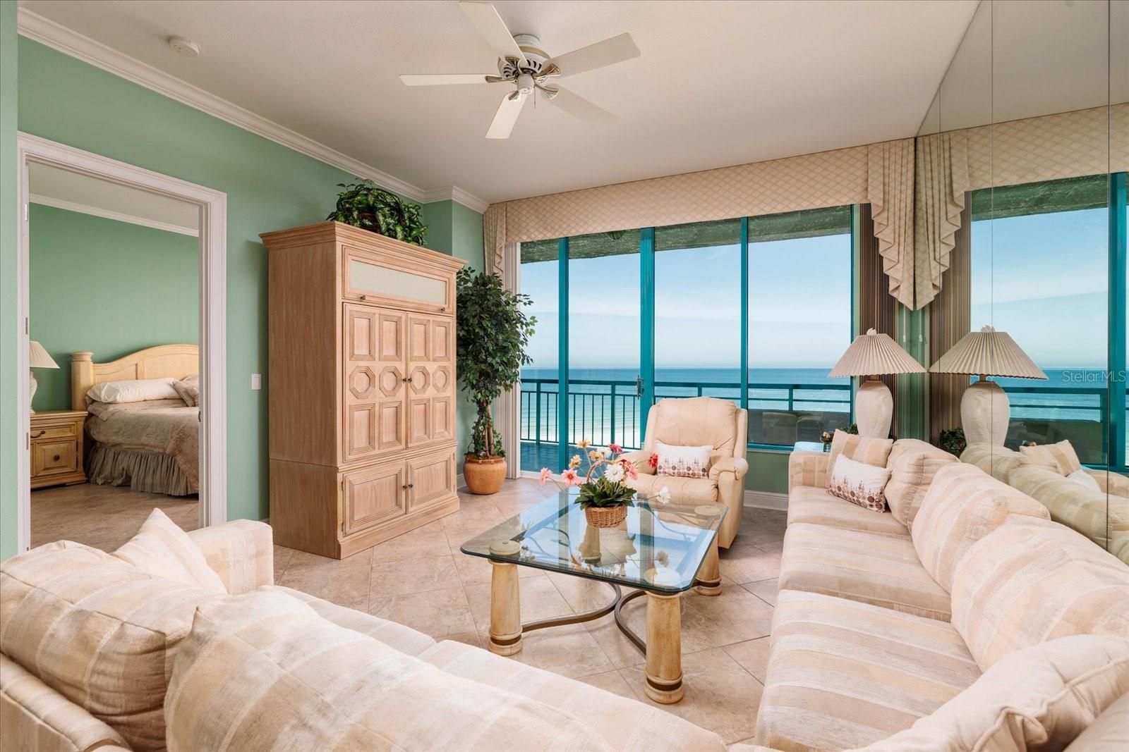 Image 15 of 74 For 1560 Gulf Boulevard 604