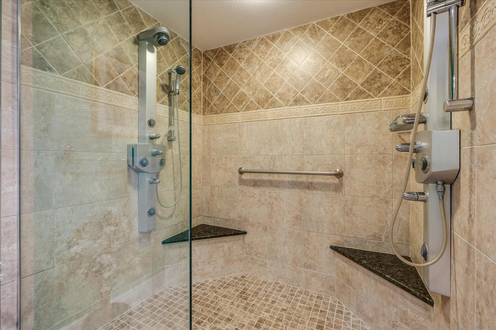 Image 19 of 74 For 1560 Gulf Boulevard 604