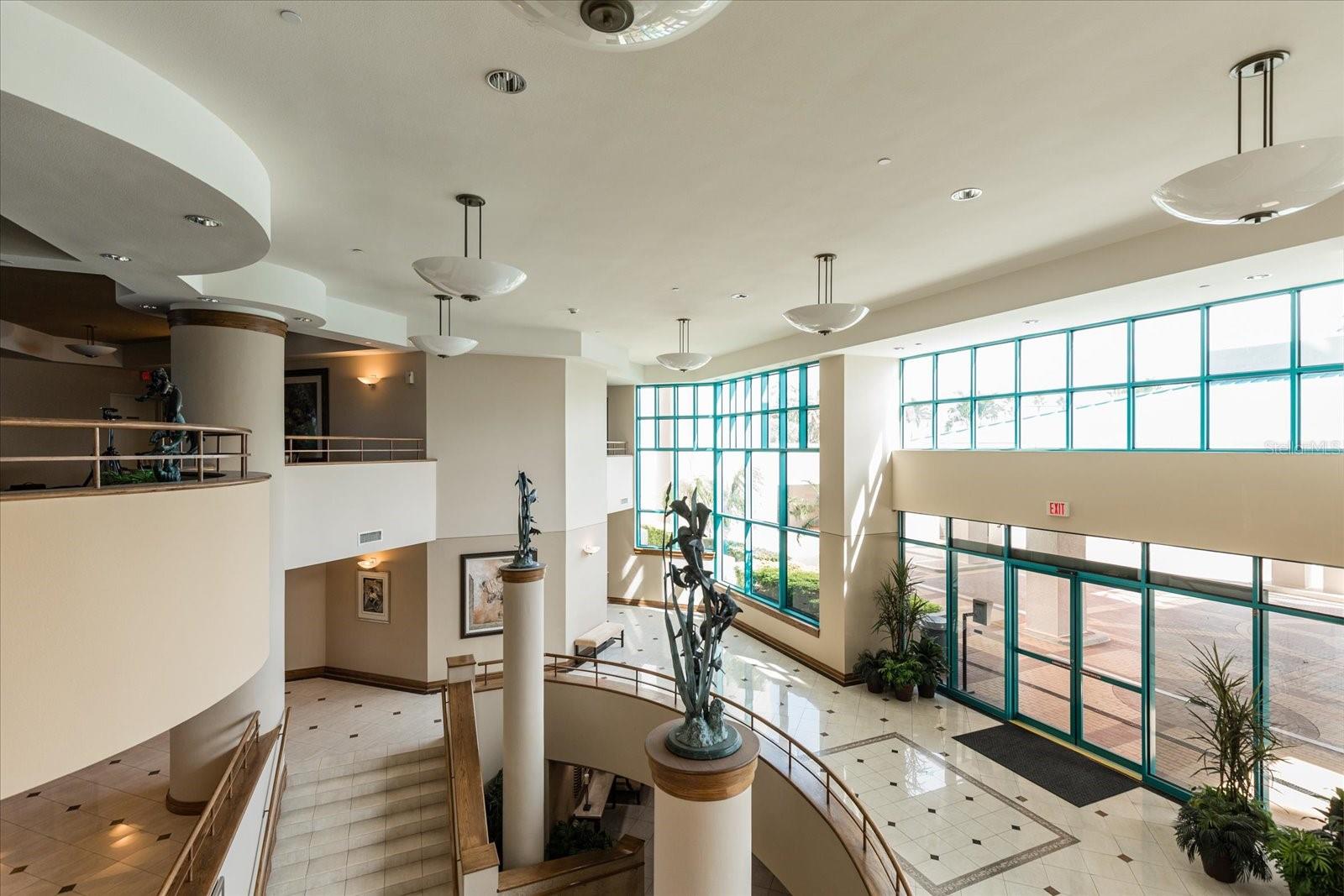 Image 3 of 74 For 1560 Gulf Boulevard 604