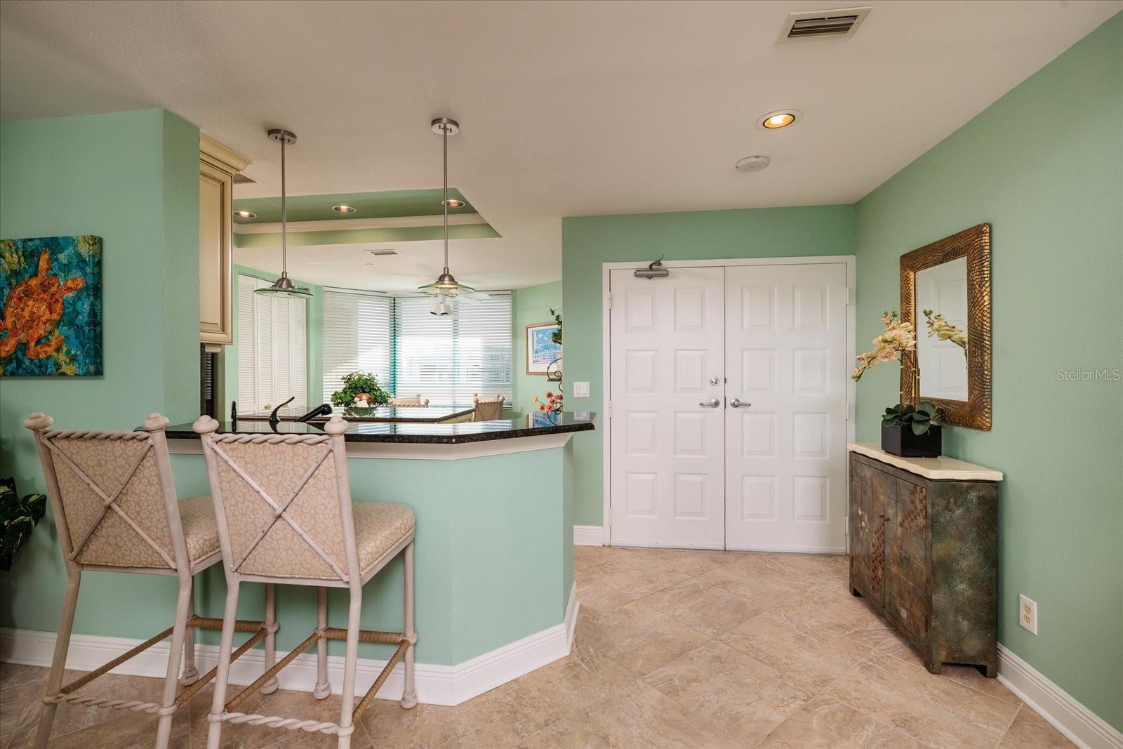 Image 6 of 74 For 1560 Gulf Boulevard 604