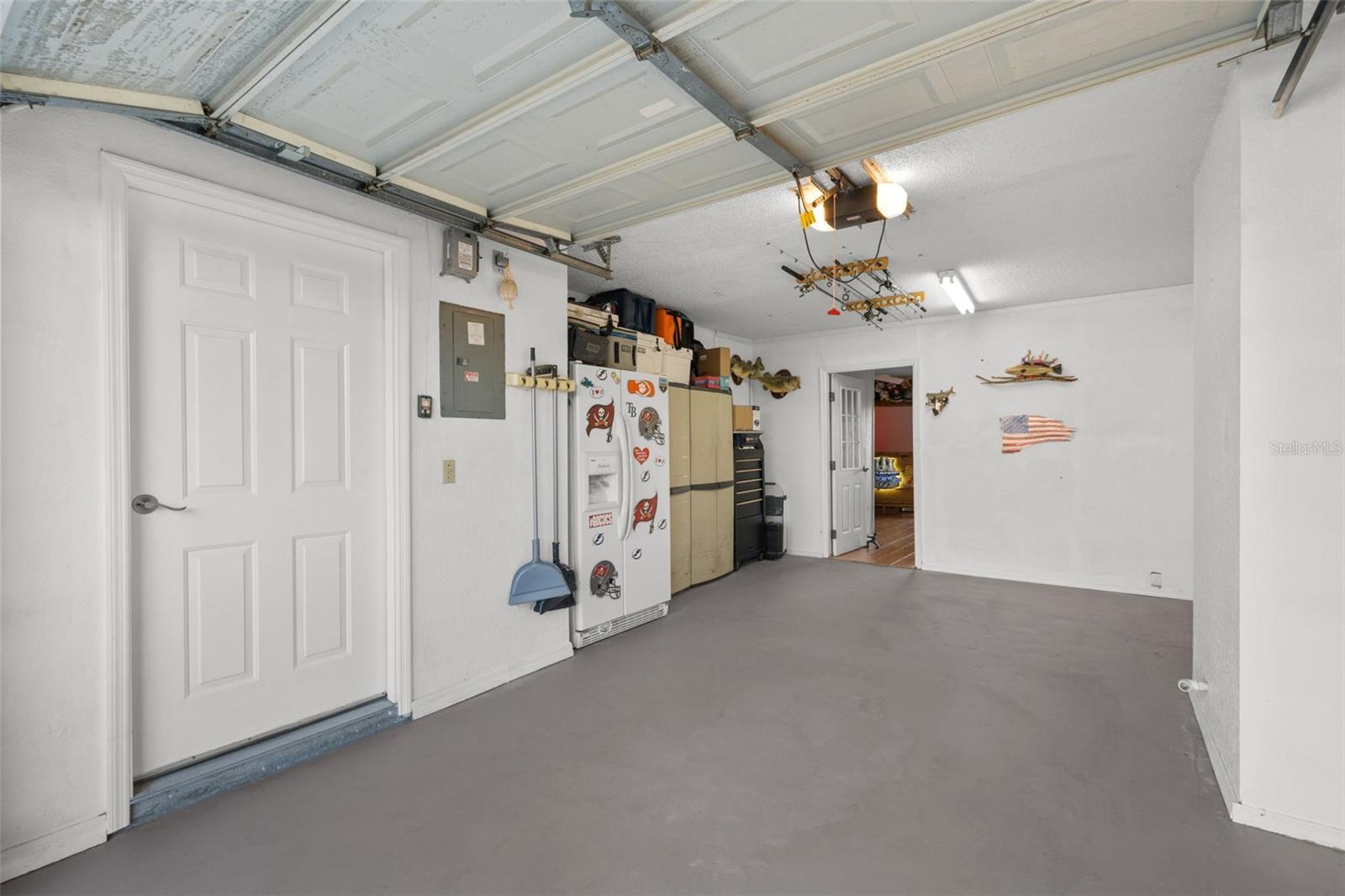 Image 12 of 82 For 637 Pinellas Bayway S 111