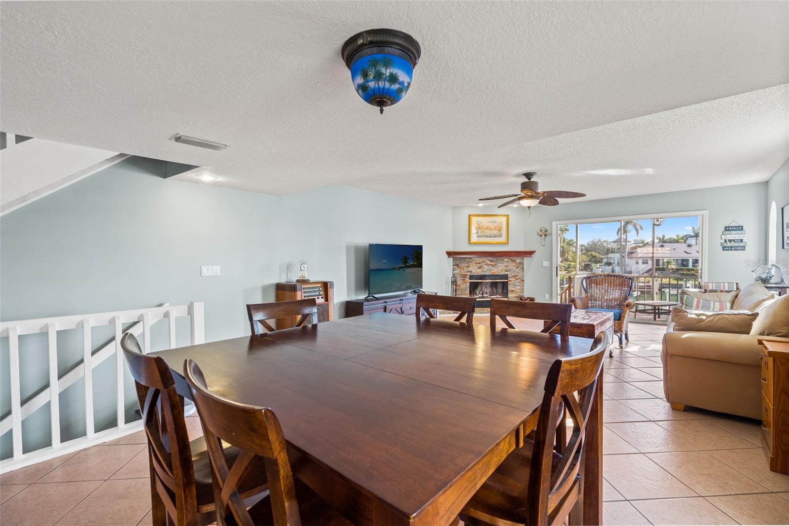 Image 23 of 82 For 637 Pinellas Bayway S 111