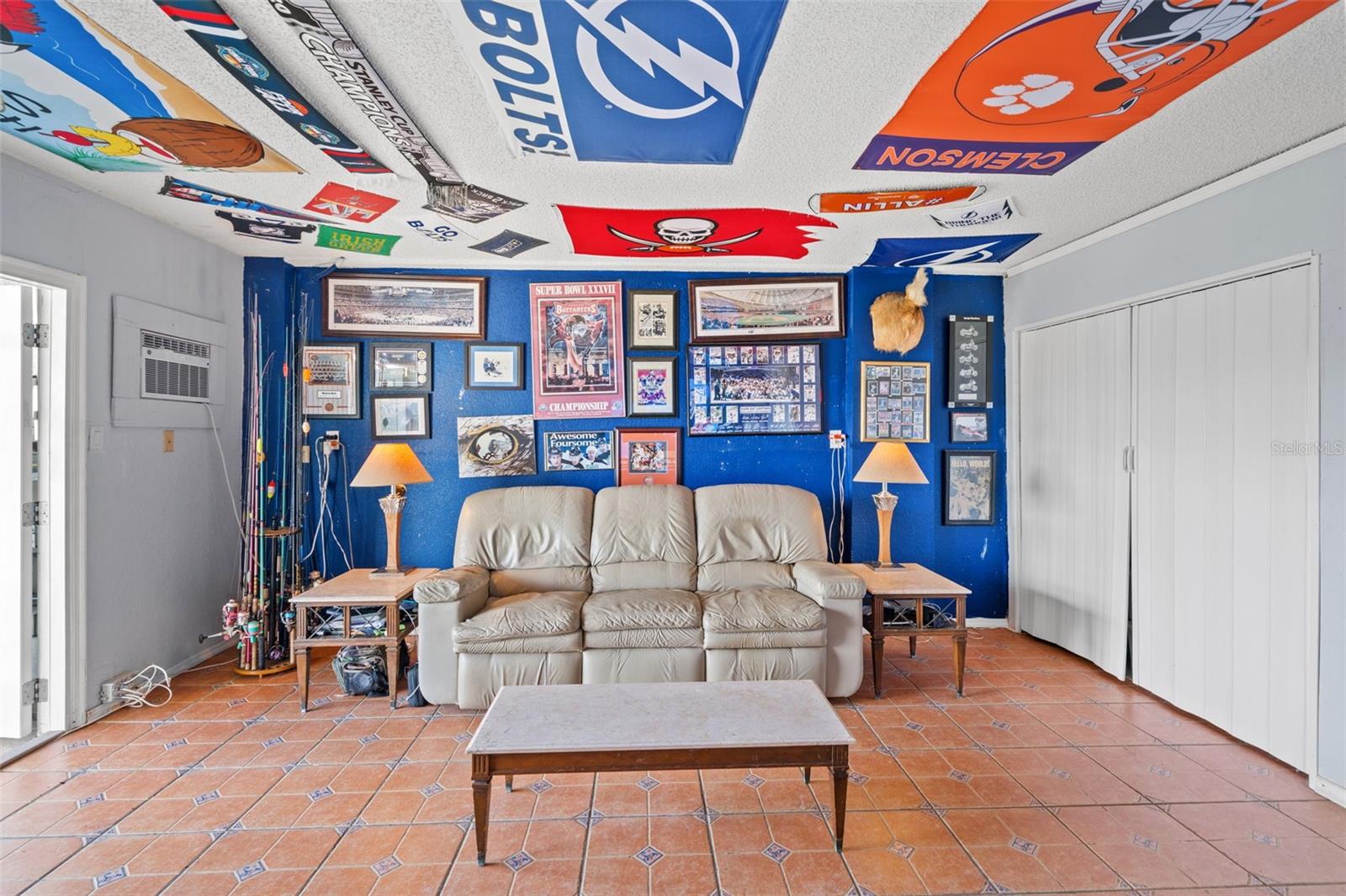 Image 53 of 82 For 637 Pinellas Bayway S 111