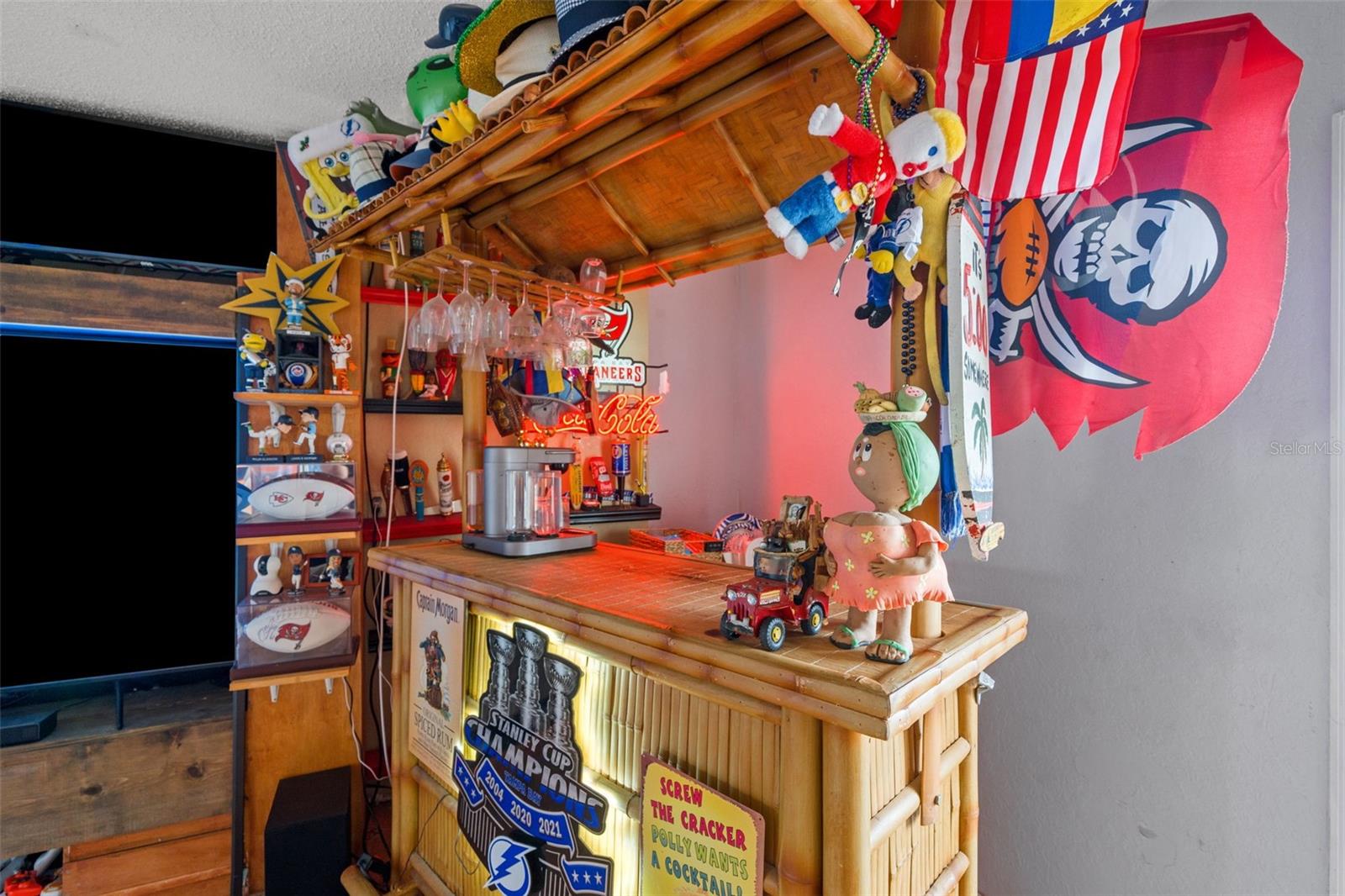 Image 55 of 82 For 637 Pinellas Bayway S 111