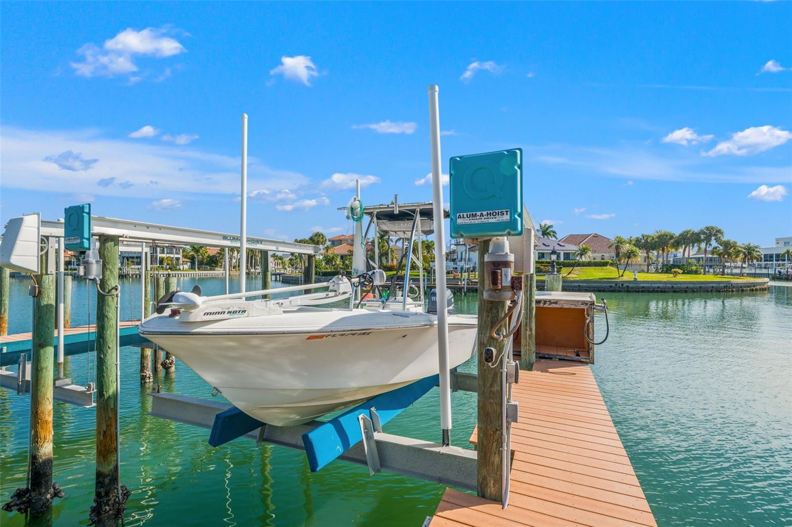 Image 69 of 82 For 637 Pinellas Bayway S 111