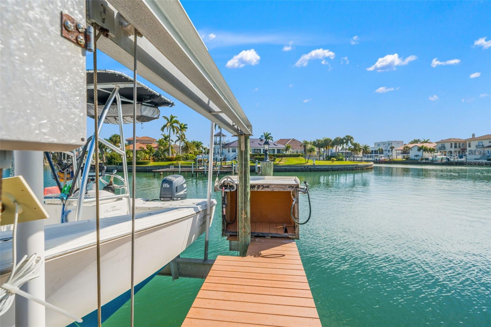 Image 70 of 82 For 637 Pinellas Bayway S 111