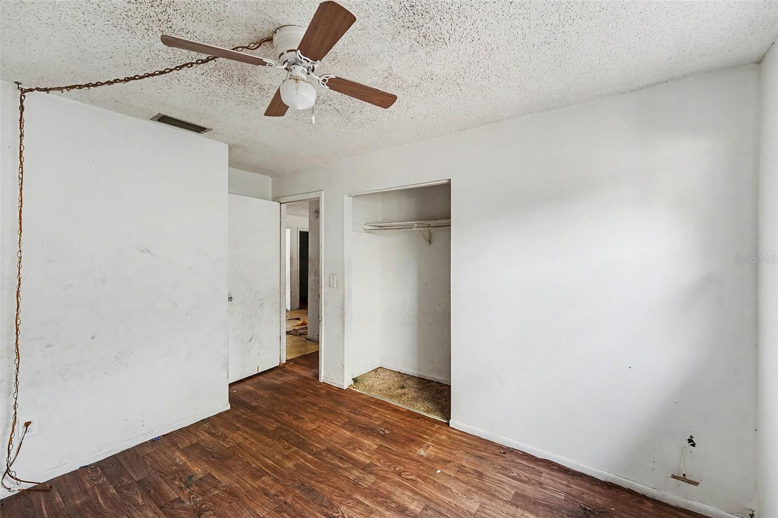 Image 17 of 24 For 3050 Meadow Lake Avenue