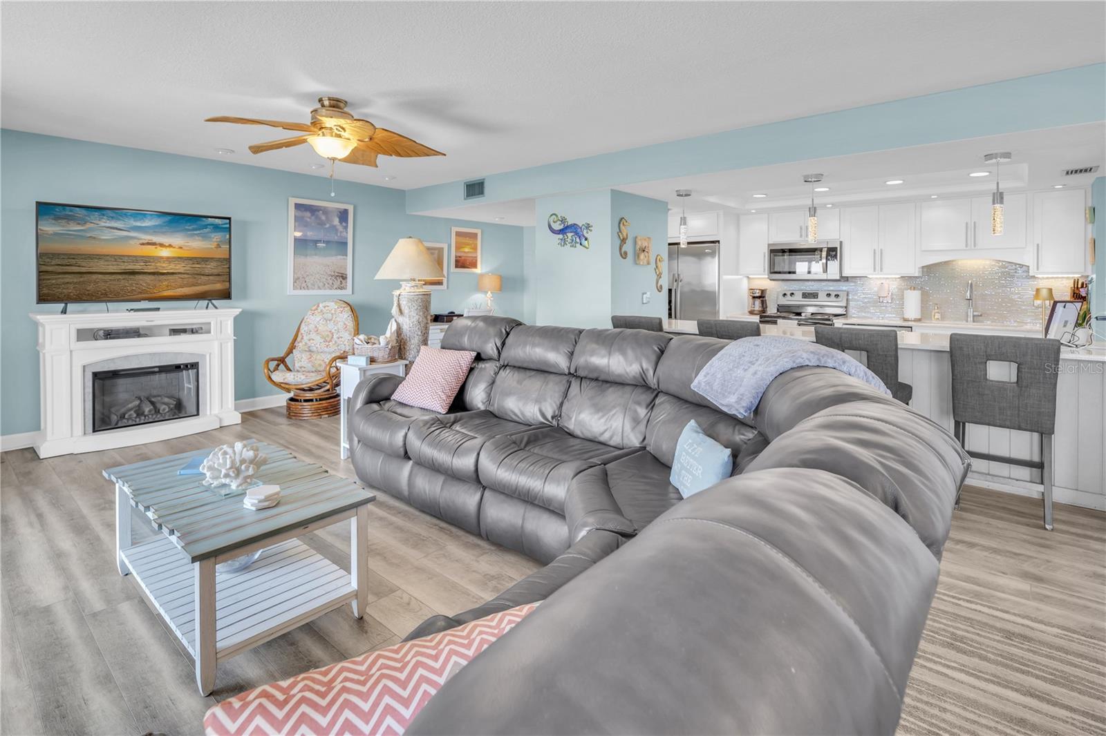 Image 11 of 16 For 200 120th Avenue W 3a