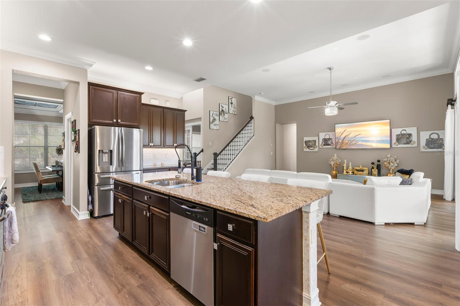 Image 18 of 88 For 5906 Fishhawk Crossing Boulevard