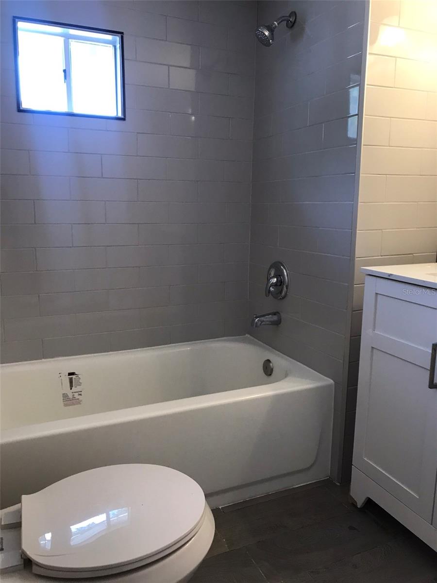 Image 8 of 16 For 7037 Lofty Drive