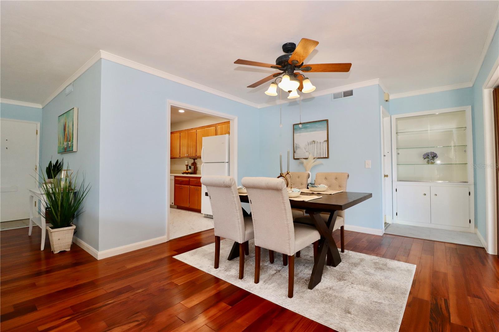 Image 10 of 49 For 1331 Dorothy Drive