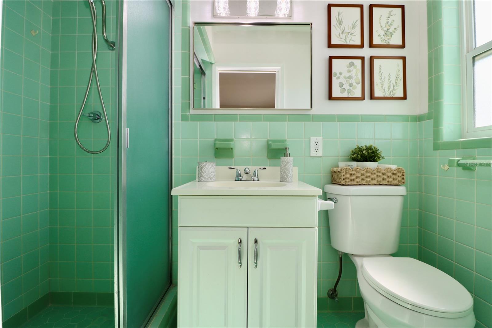 Image 20 of 49 For 1331 Dorothy Drive